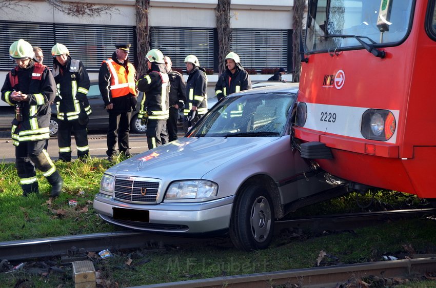 VU Koeln PKW Bahn Amsterdamerstr Friedrich Karlstr P024.JPG